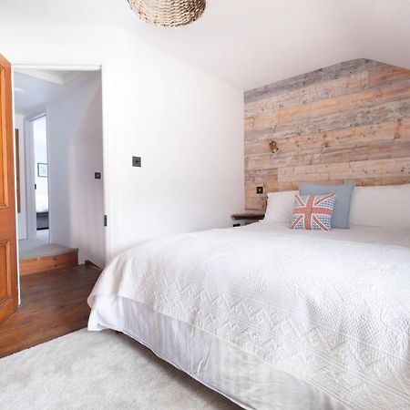 Niver Dew Holiday Cottage Lower Boscaswell Buitenkant foto