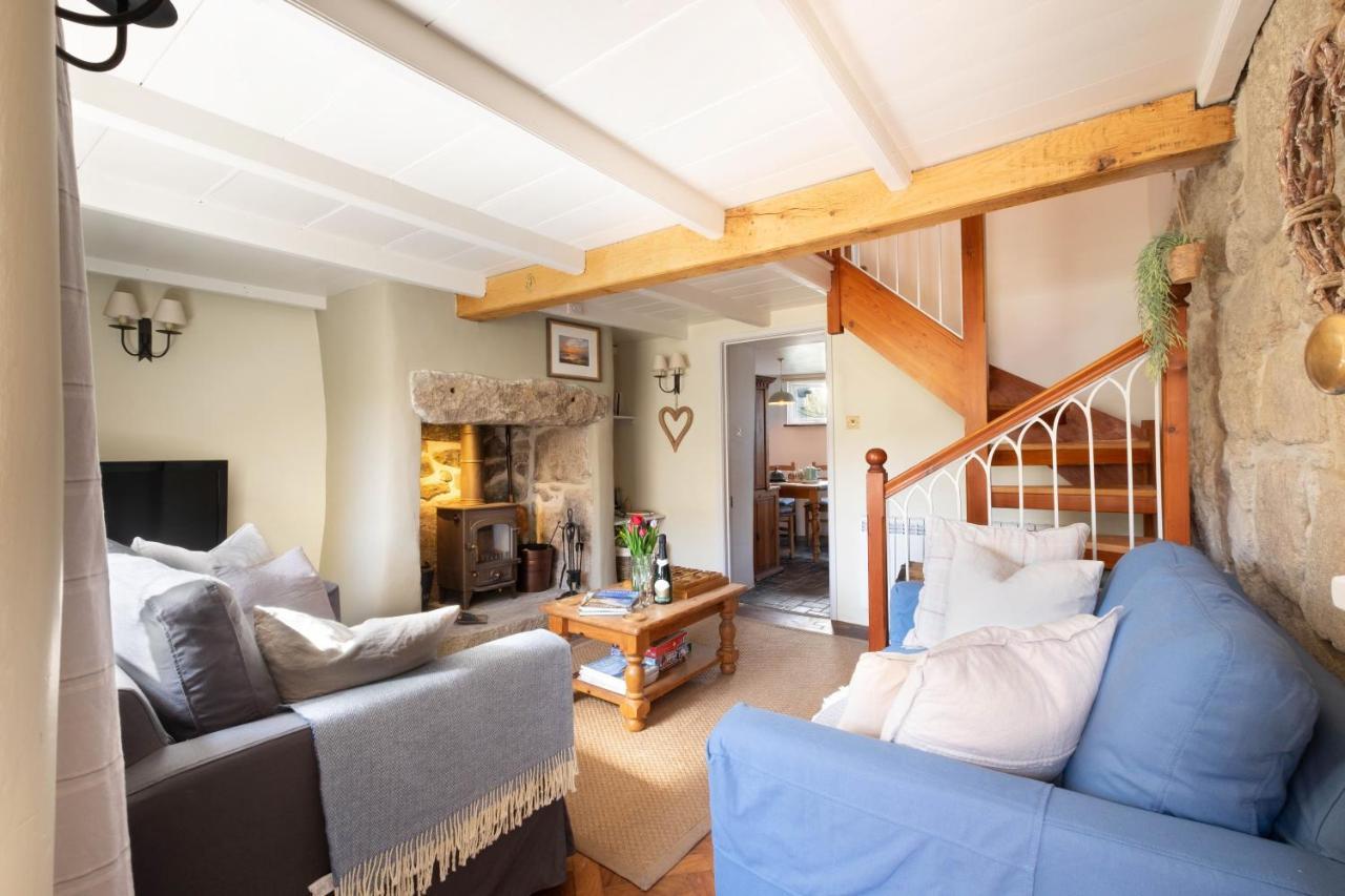 Niver Dew Holiday Cottage Lower Boscaswell Buitenkant foto